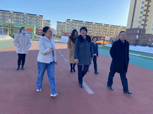 通榆县人民政府副县长薛丙娟到县实验幼儿园检查安全工作