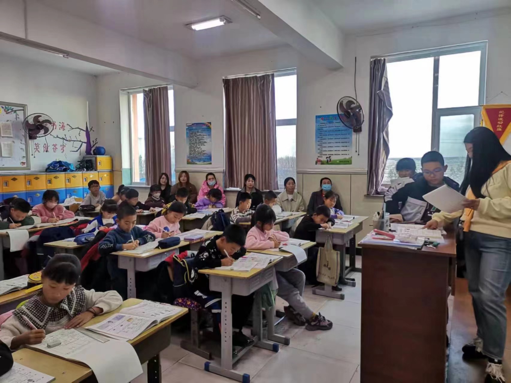 班级12.jpg