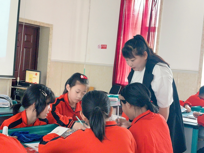 20240522赵娜科学教研活动 (22).jpg