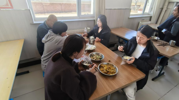 2026.3.27膳食委员会4.jpg